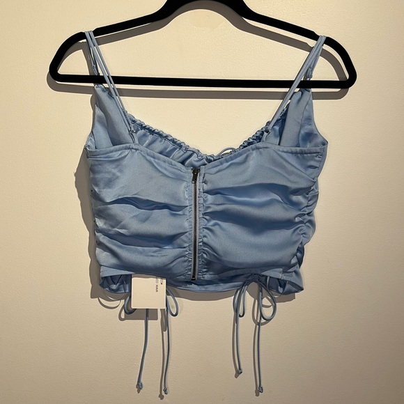 New blue cropped satin top - Picture 3 of 4